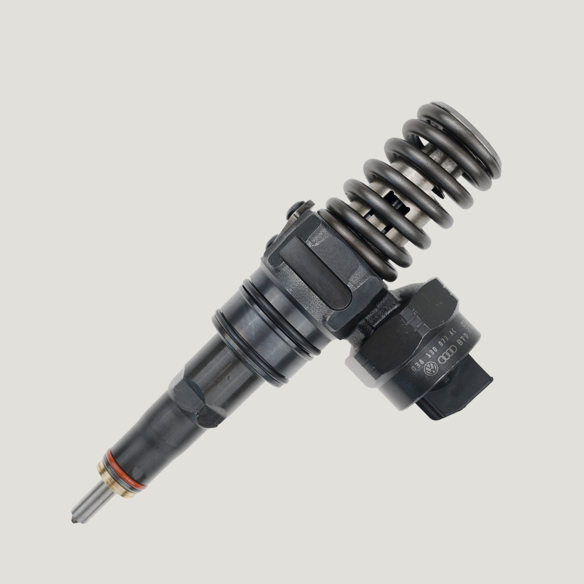 Bosch 0414720029 038130073AC diesel fuel injector for VW and Seat 1.9 TDI