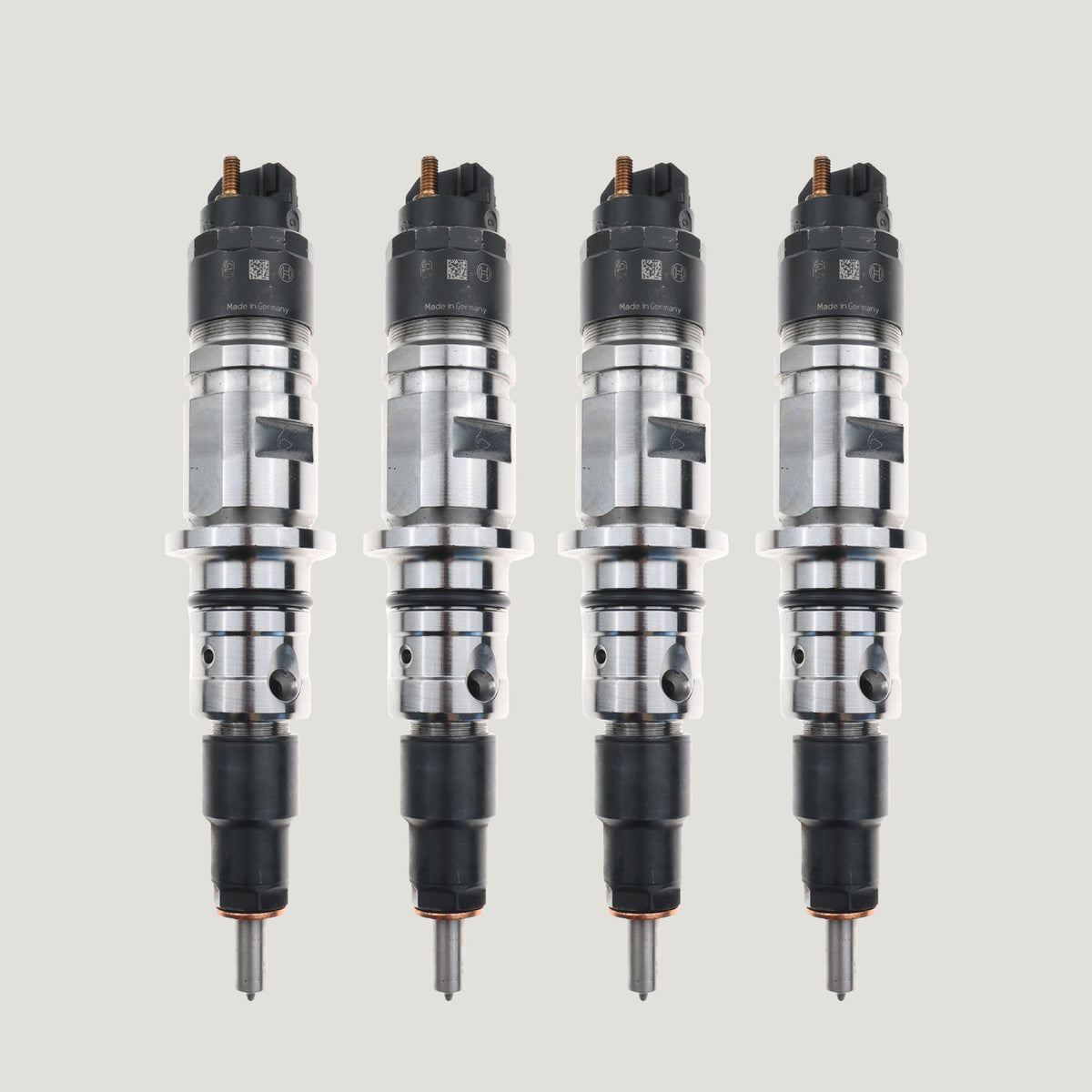 Set of 4 Bosch 0445124019 diesel injectors for Cummins QSB 4.5 5289266