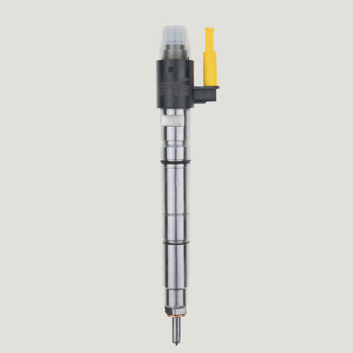 Land Rover 4.4 D diesel fuel injector with Bosch part number 0445116037 and reference AH4Q9K546BA