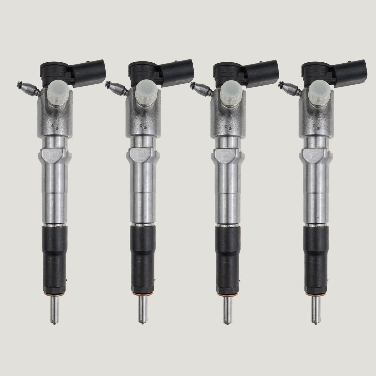 Set of 4 Siemens diesel fuel injectors with part number GK2Q-9K546-AC for Ford Focus IV and Mondeo 2.0 diesel engines